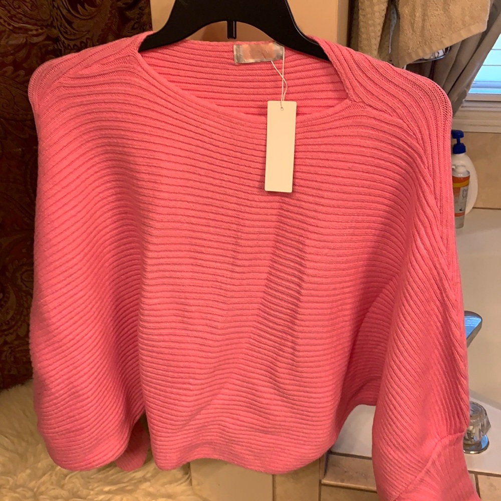 NWT Women’s Sweater Size XL